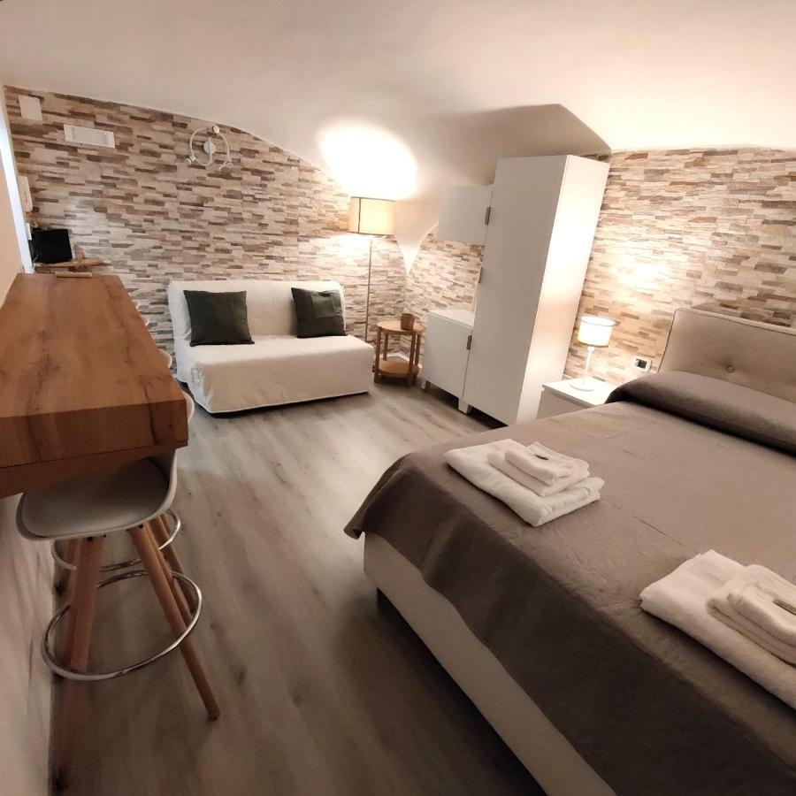 Il Salotto Di Napoli - Guest House Luaran gambar